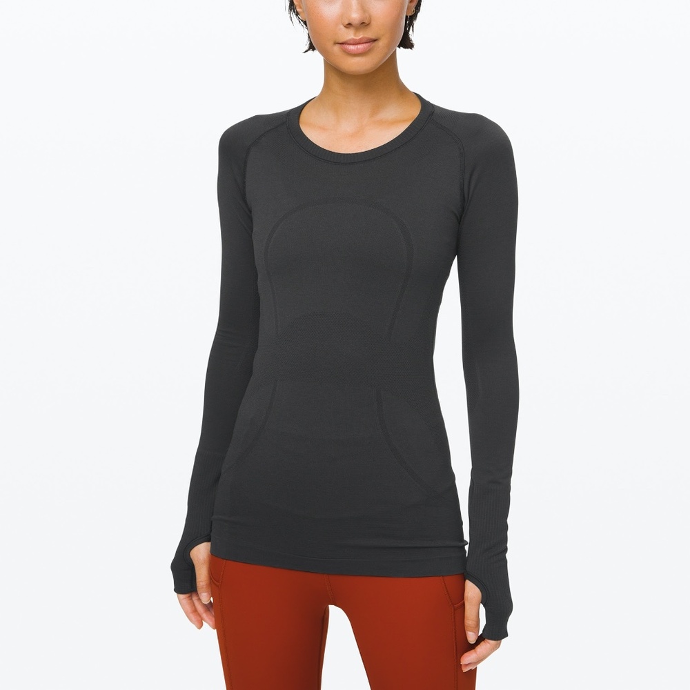 NWT SWIFTLY TECH LONG SLEEVE CREW